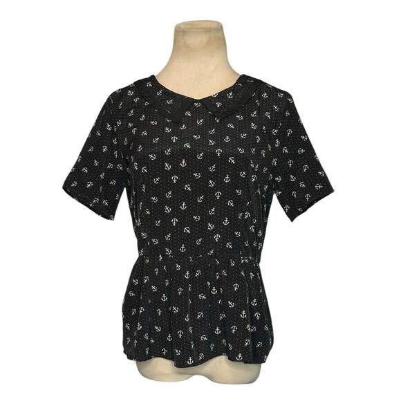 Forever 21 black white anchor print short sleeves blouse size medium - Picture 1 of 13